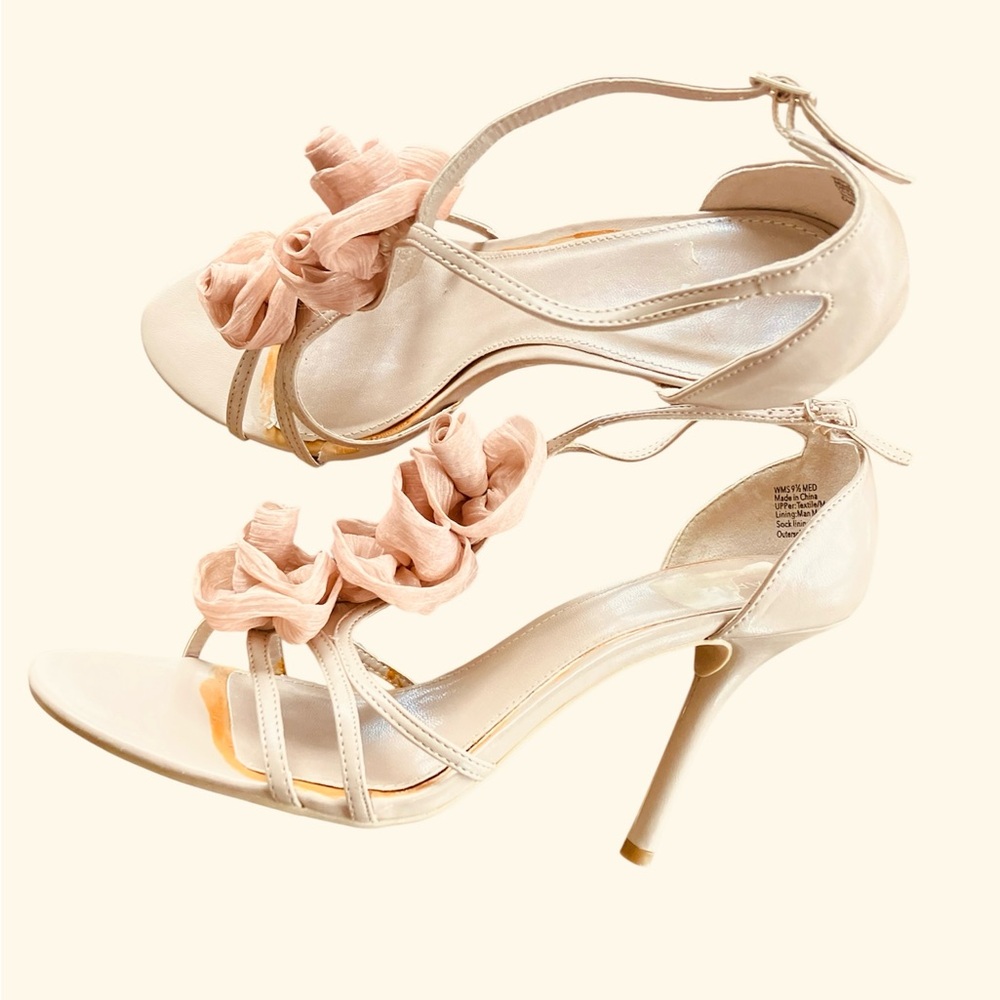 Blush Nude Floral Rose Heels Apt 9 Size 9.5M Strappy Sandals